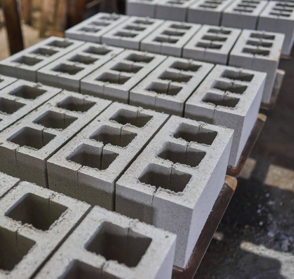 High-strength wall bonding solutions from AAC block adhesive manufacturers